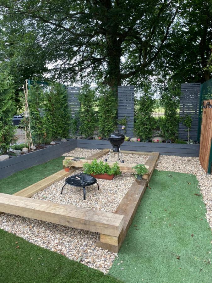 O Dan Y Coed Luxury Yurt With Hot Tub Hotel Chwilog Exterior foto