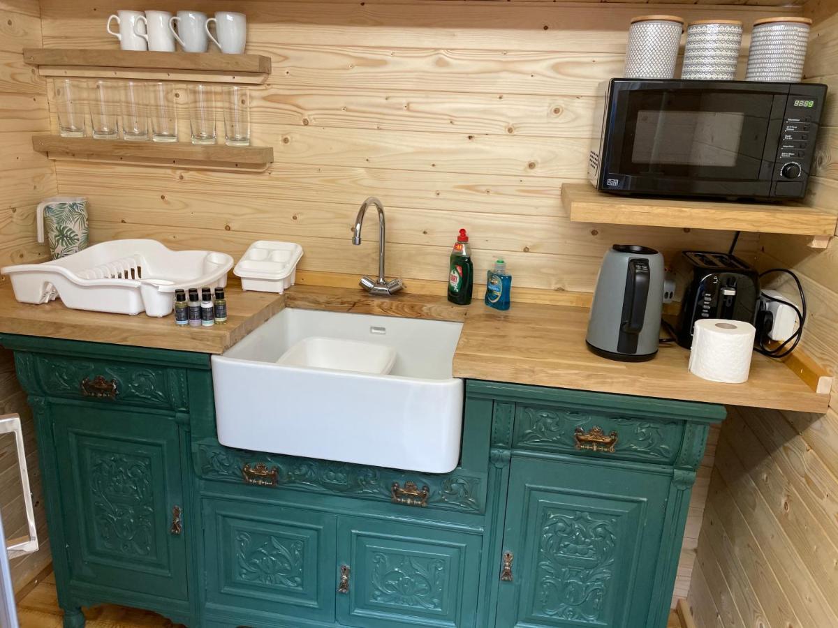 O Dan Y Coed Luxury Yurt With Hot Tub Hotel Chwilog Exterior foto